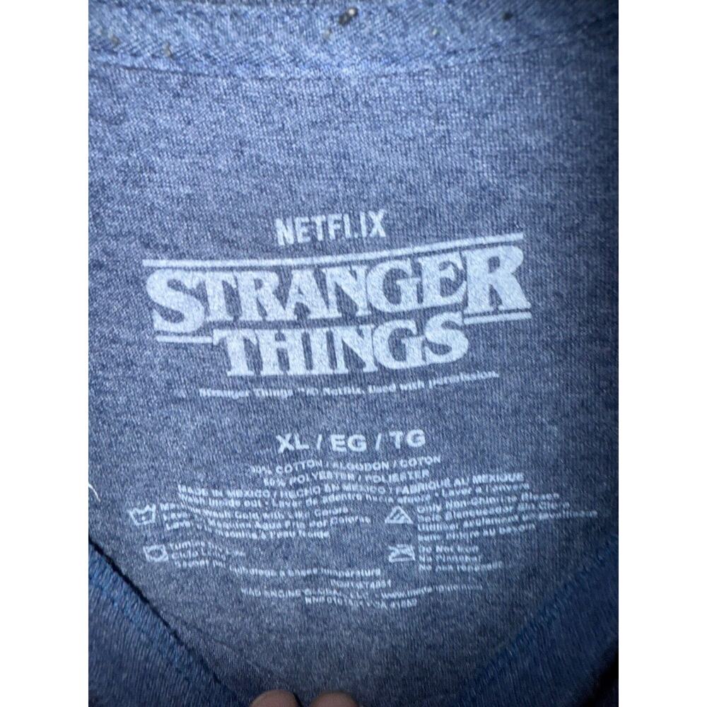 Stranger Things Tee Shirt Men's XL Navy Cotton Short Sleeve Crew Neck Pullover - Picture 2 of 8